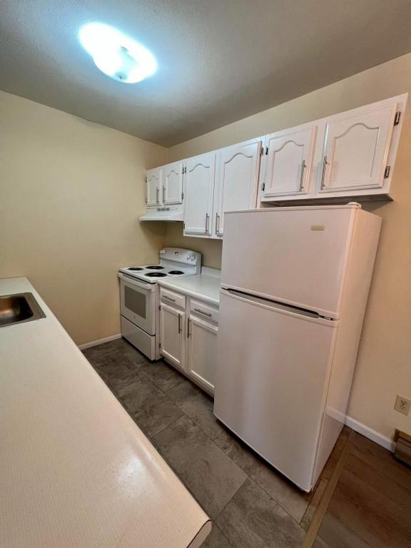Building Photo - 91-95 Otsego St-Apt H