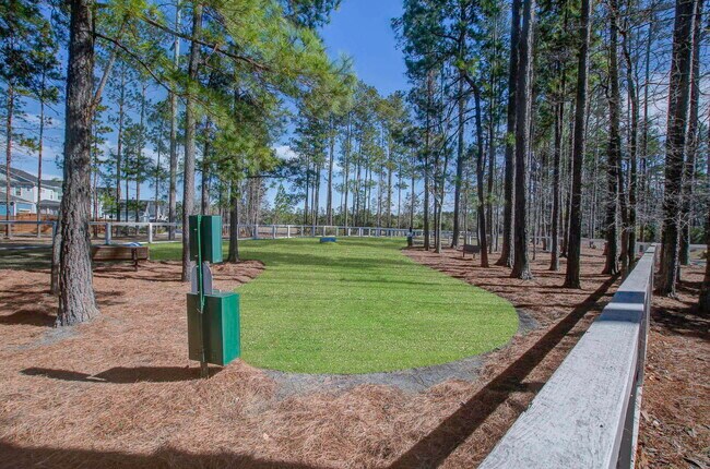 Building Photo - 612 Heartwood Ln