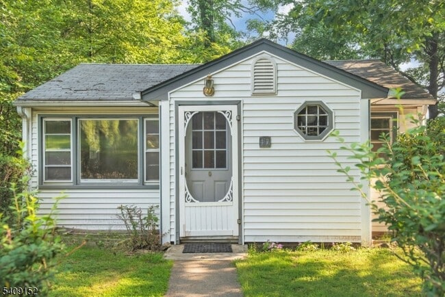 Building Photo - 47 Eugene Rd