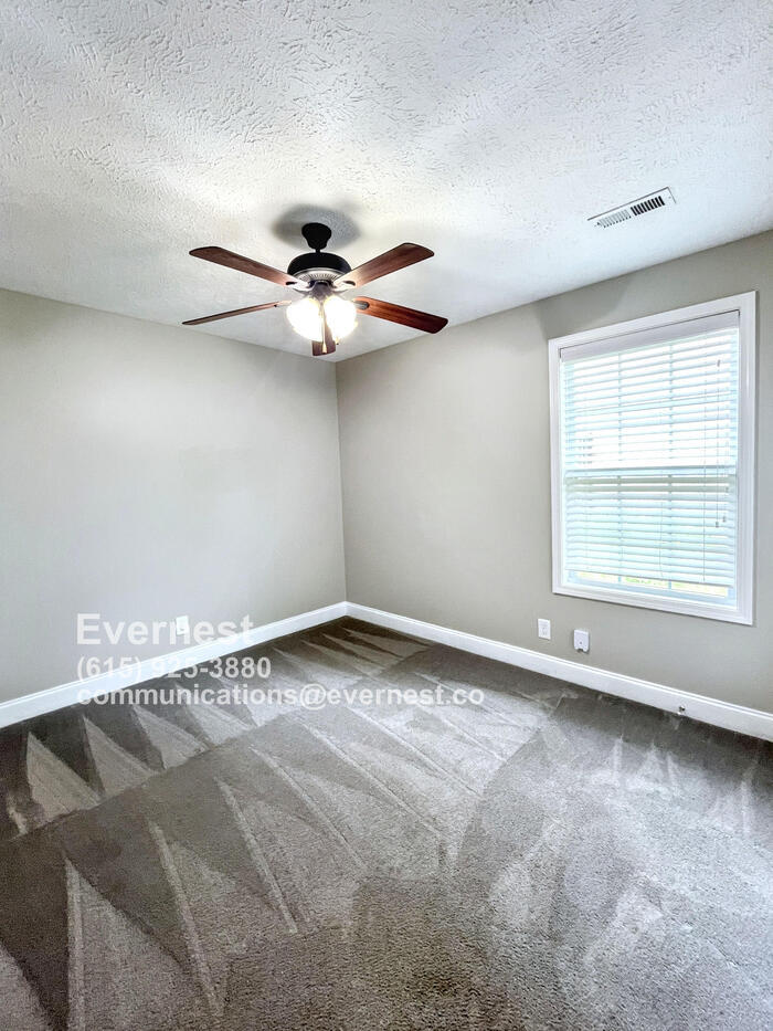 Building Photo - 1148 Meachem Dr