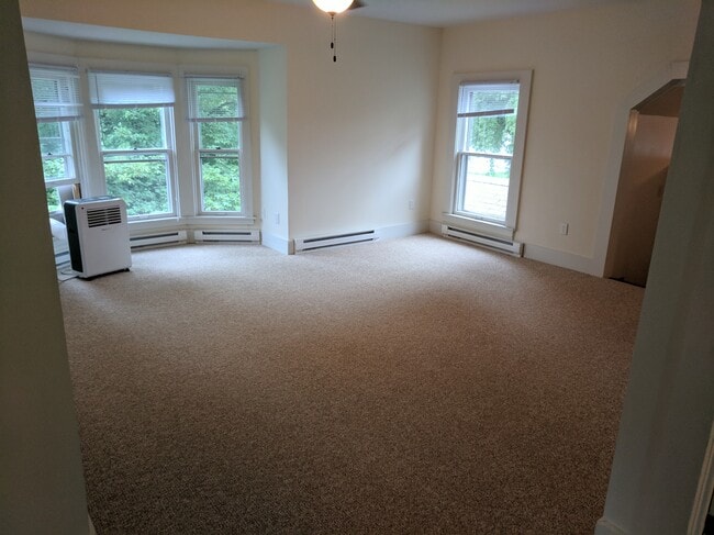 Living Room - 903 East St