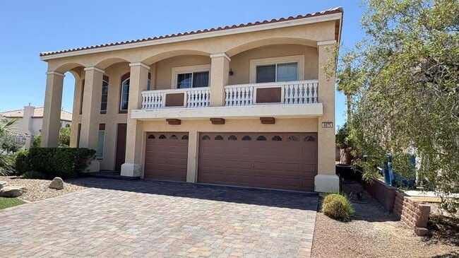 Building Photo - 6675 Coronado Crest Ave