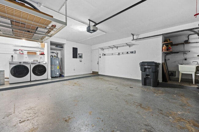 Building Photo - 13400 Bedford Mews Ct