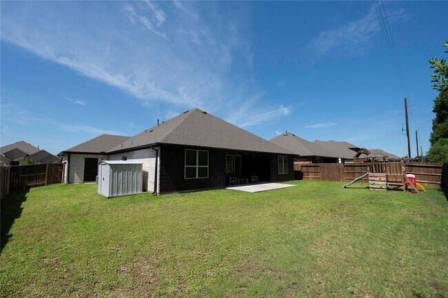 Building Photo - 31302 Raleigh Creek Dr