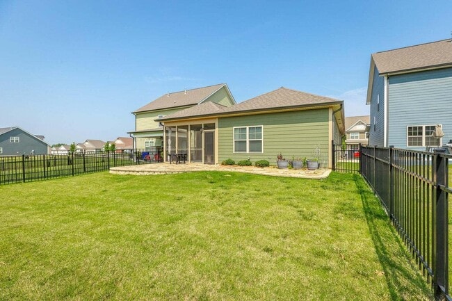 Building Photo - 5038 Shelterwood Dr NE