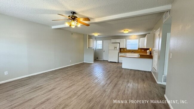 Building Photo - 2409 W 19th