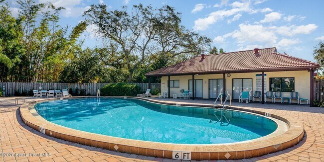Building Photo - 8789 Live Oak Ct