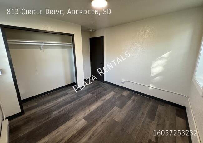 Building Photo - 1019 N 2nd St