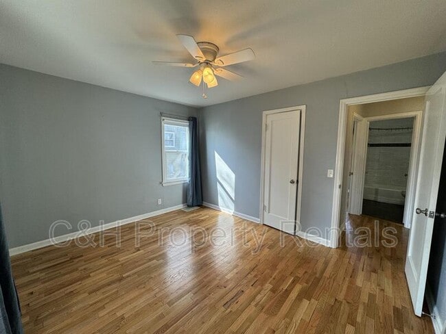 Building Photo - 1711 Avenue D