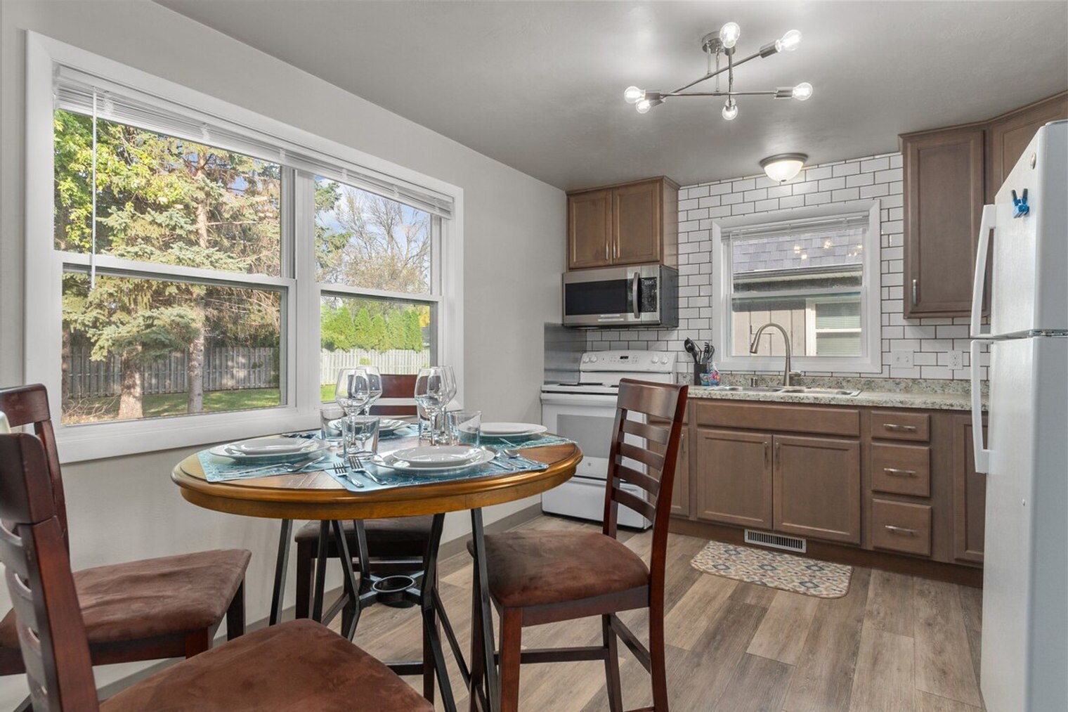 Building Photo - 1800 E Northland Ave