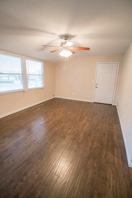 Building Photo - 2202 Concordia Dr