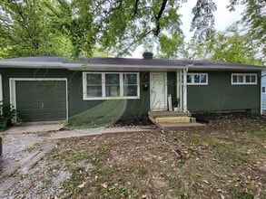 Building Photo - SUPER CUTE UPDATES!!!