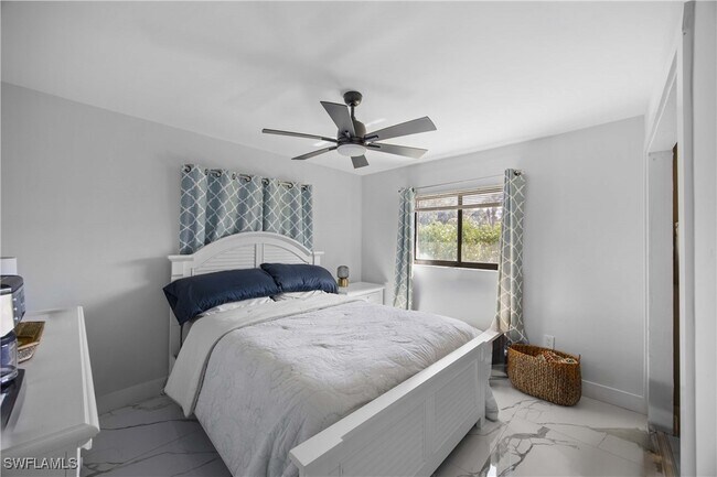 Building Photo - 1890 Oakes Blvd