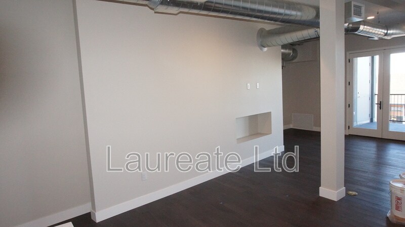 Building Photo - 3198 Blake St