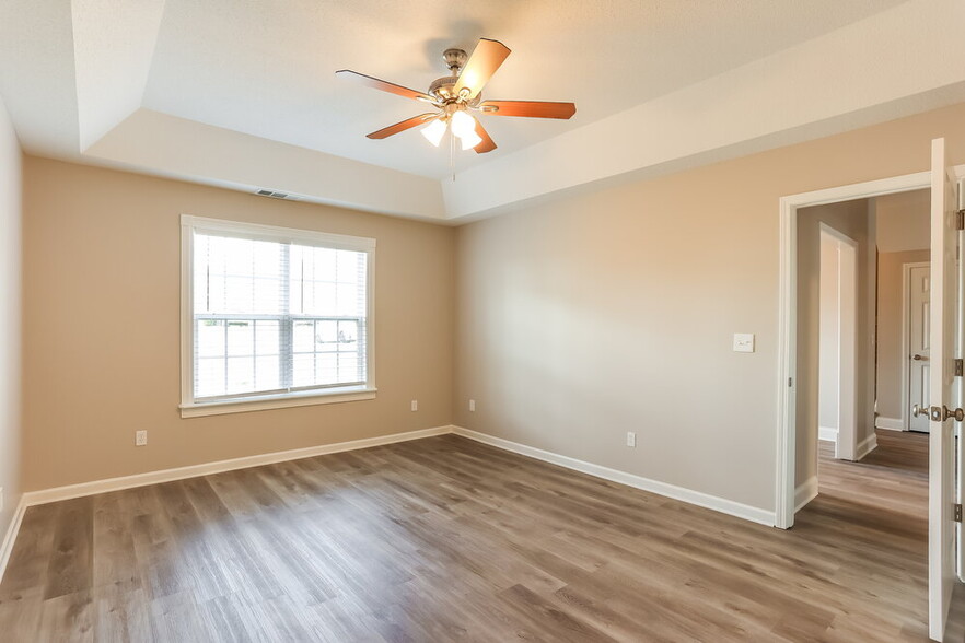 Building Photo - 139 Ivey Lake Pkwy