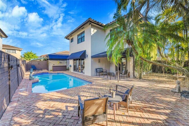 Building Photo - 10845 SW 75th St