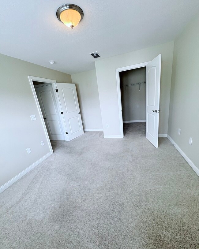 Building Photo - Charming 3 beds 2.5 baths in Columbus!