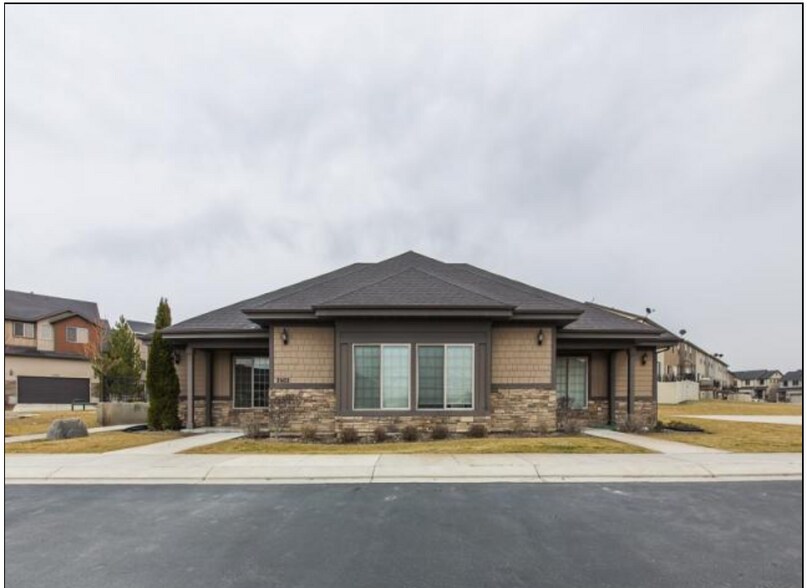 Building Photo - 2668 Cottonwood Dr