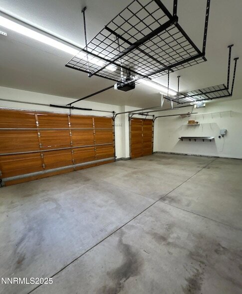 Building Photo - 6785 Eagle Wing Cir