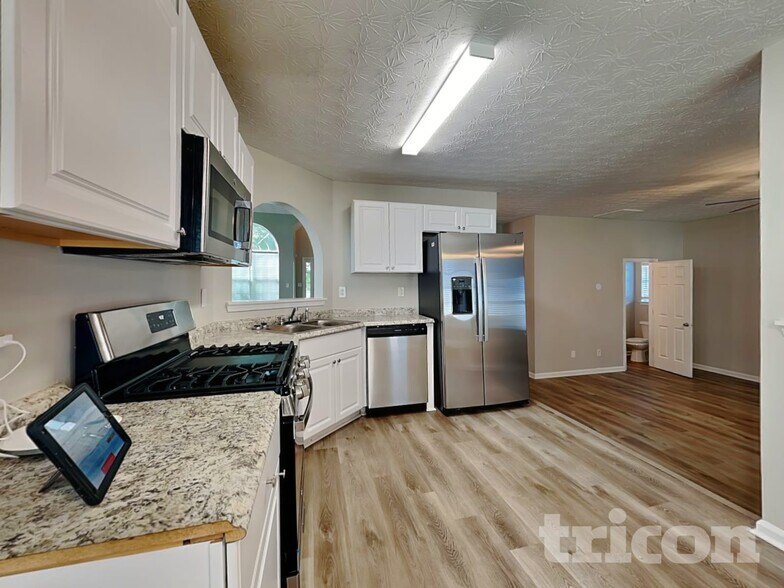 Building Photo - 2615 Patriots Rd