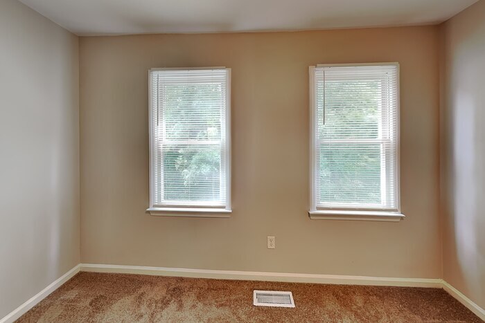 Building Photo - 7135 Cabe Ln