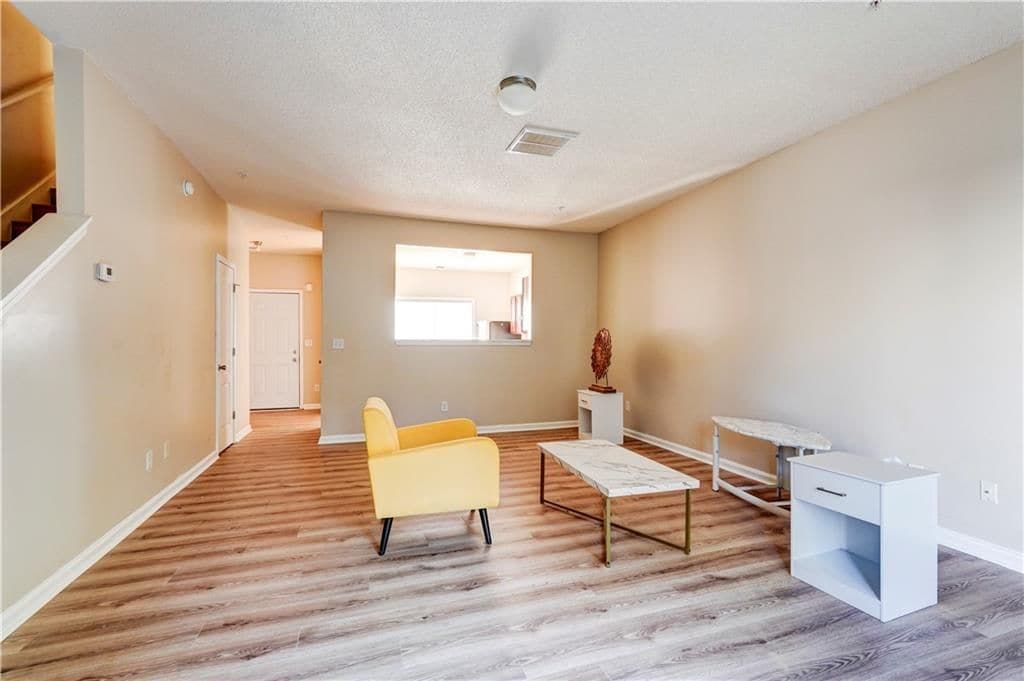 Building Photo - 2837 Laurel Ridge Cir