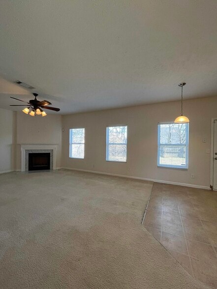 Building Photo - 9100 Carissa Dr