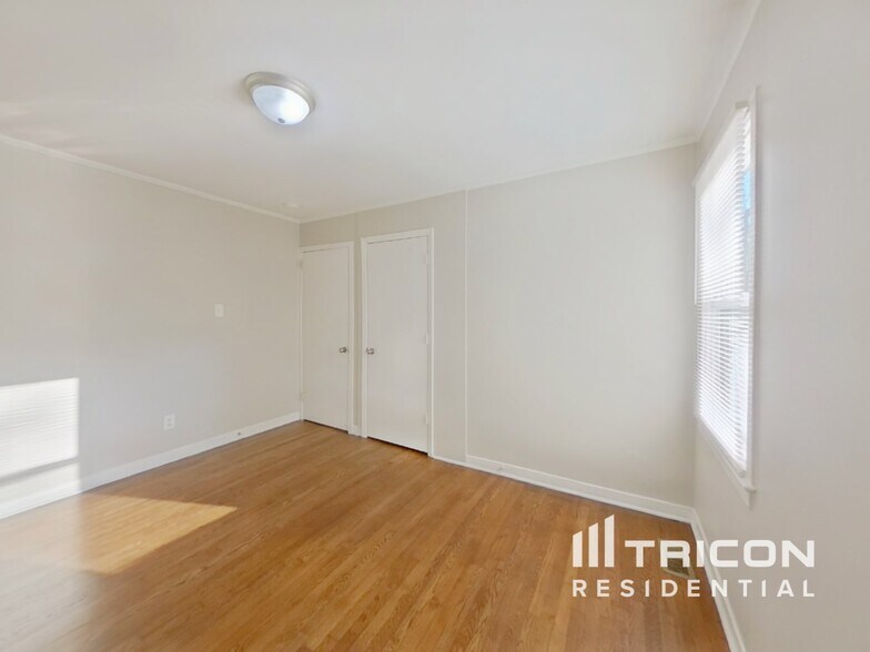 Building Photo - 3309 Anson St