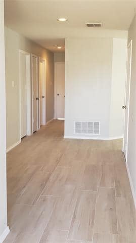 Building Photo - 729 Santa Rosa Dr
