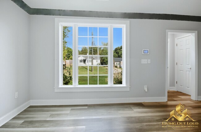 Building Photo - 1439 Westridge Rd SW