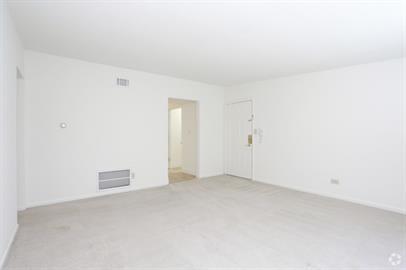 Building Photo - 1404 N Mckinley Ave