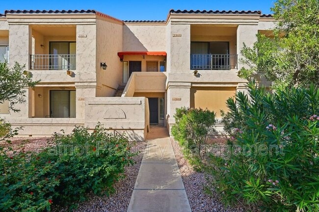 Building Photo - 9708-9708 E Vía Linda