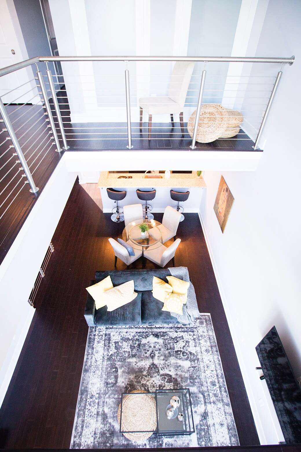 Building Photo - 2122 3rd St NE