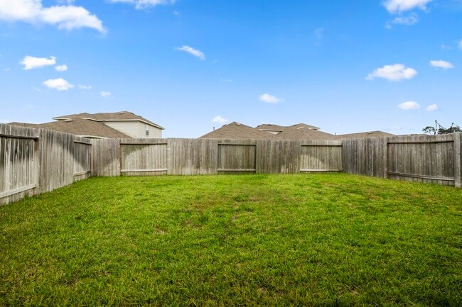 Building Photo - 2354 Otter Falls Dr
