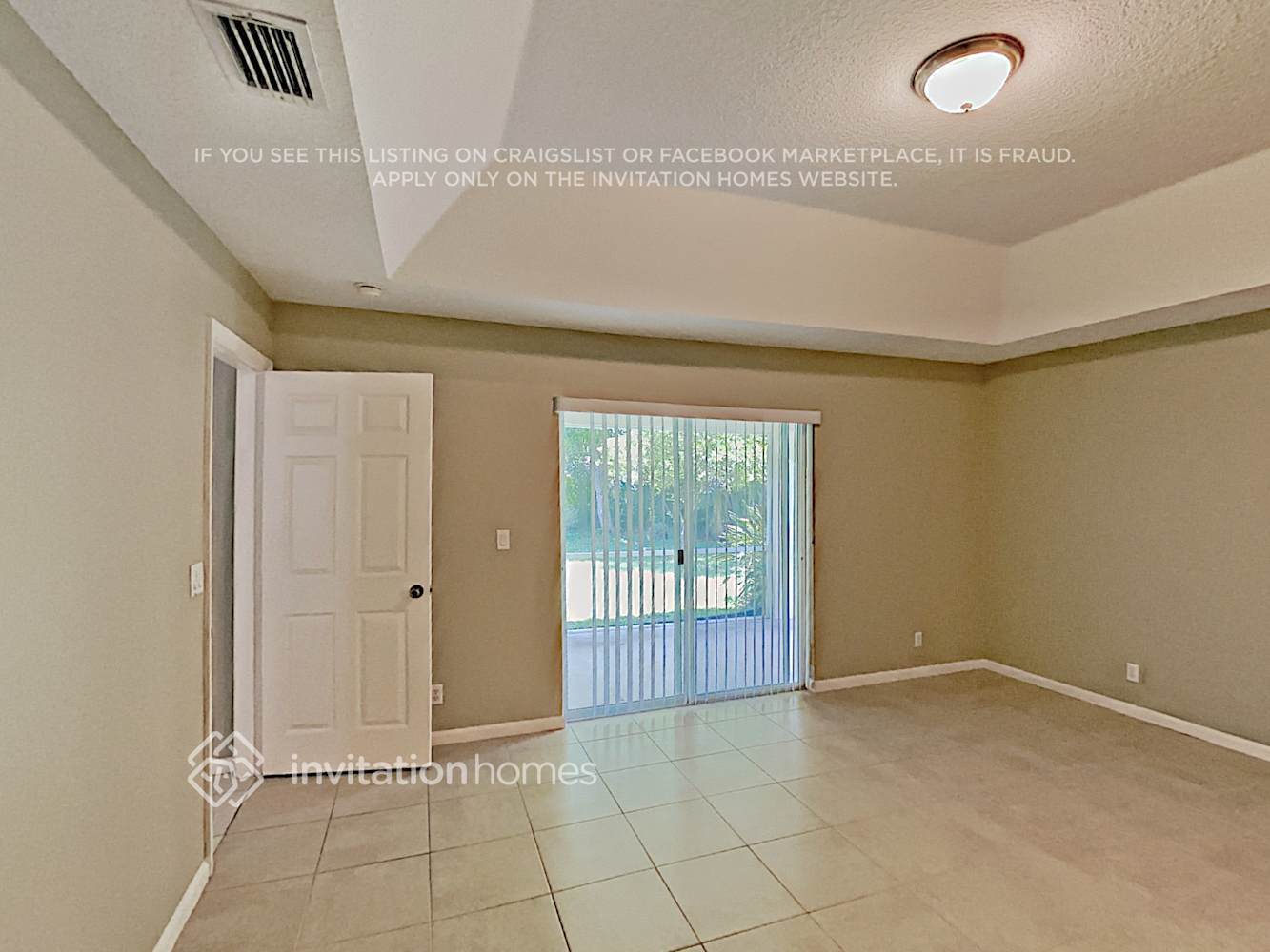 Building Photo - 13750 Lilac Pl