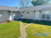 Building Photo - 2708 7th Ave SW