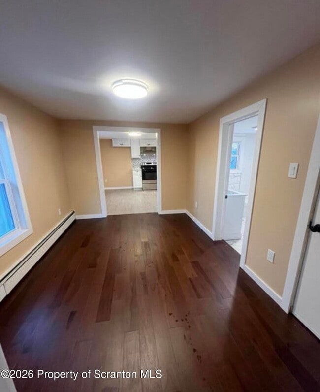 Building Photo - 129 S Blakely St