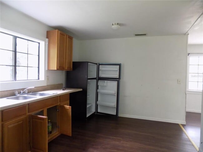 Building Photo - 2405 NE 70th Terrace