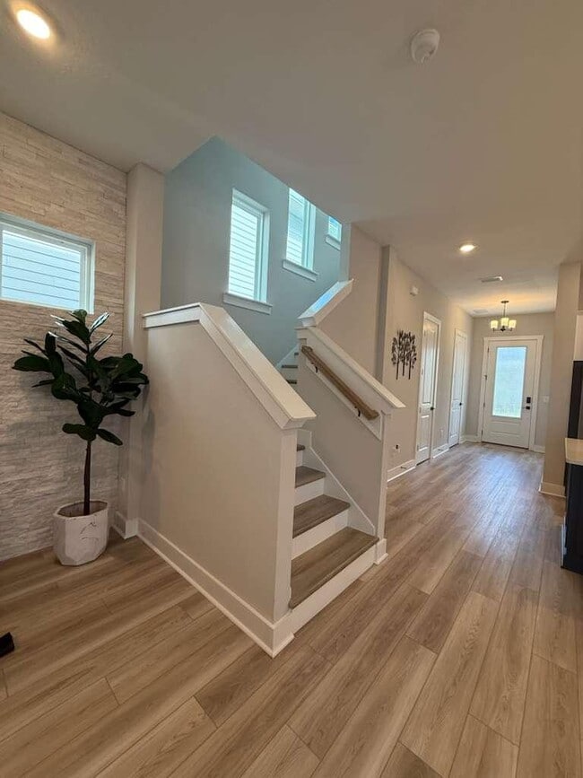 Building Photo - 11023 Cosmic Wy