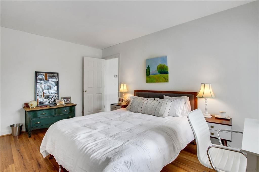 Building Photo - 925 Highland Terrace NE