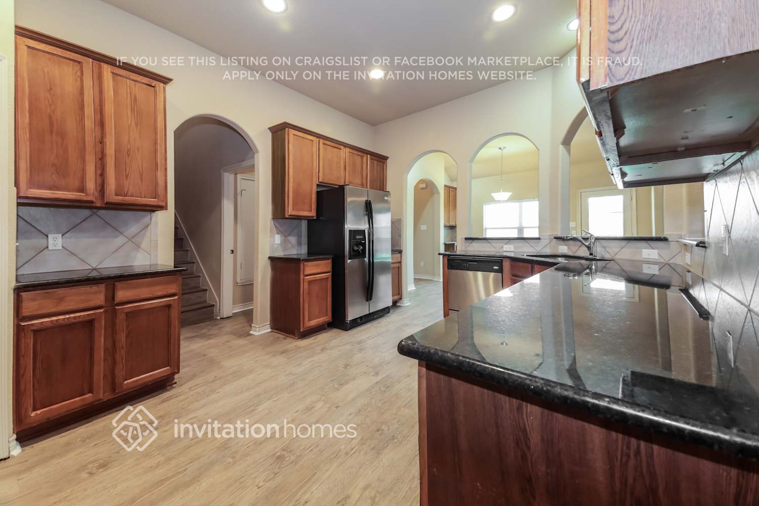 Building Photo - 1147 Clairemont Ln