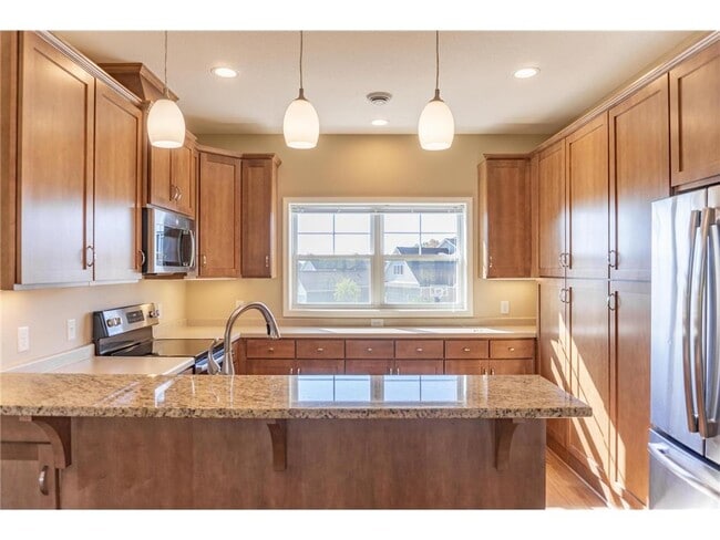 Building Photo - 2974 Clover Ridge Dr