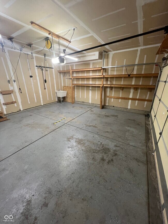 Building Photo - 1239 Highland Lake Way