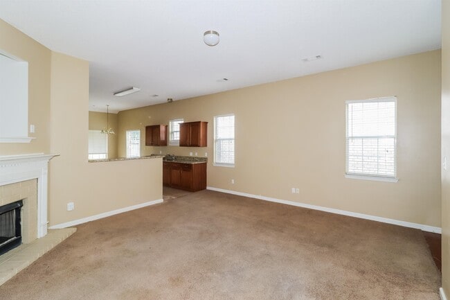 Building Photo - 1087 Cross Meadow Rd