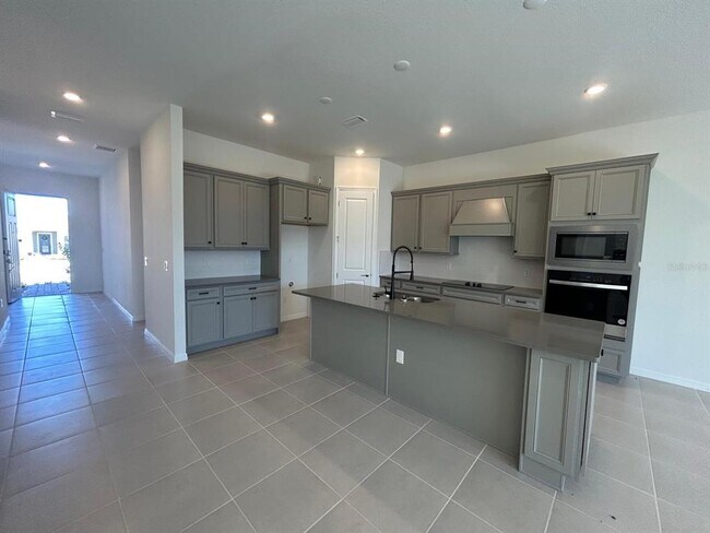 Building Photo - 4805 Fair Winds Ct