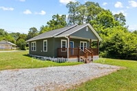 Building Photo - 704 Fairfax St