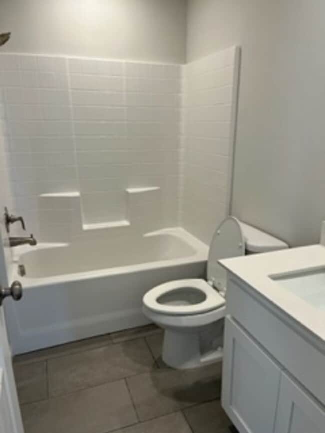 Building Photo - Enchanting New Home