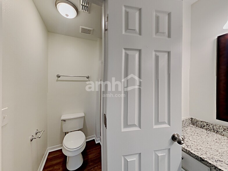 Building Photo - 2946 Mingo Dr