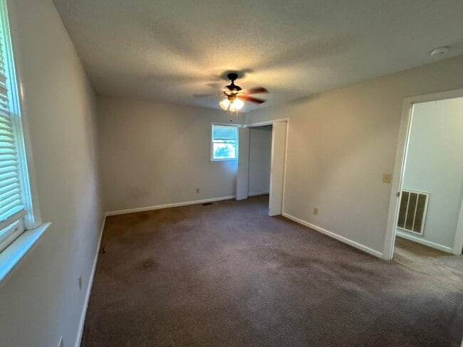 Building Photo - 5722 Whisperwood Dr