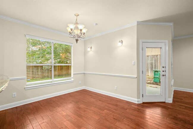 Building Photo - 6708 Menchaca Rd